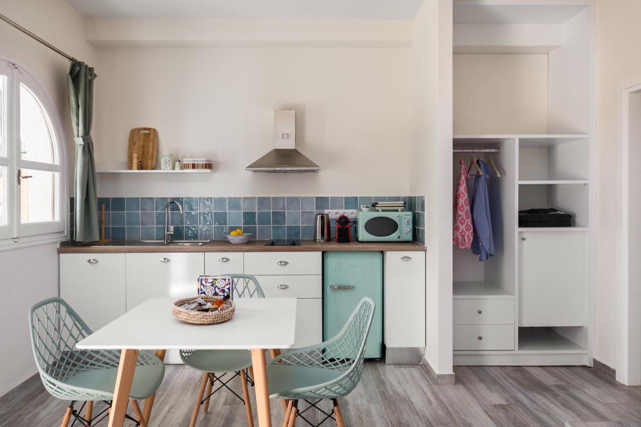 Villa Nena - Studio Suites 칼라미 외부 사진